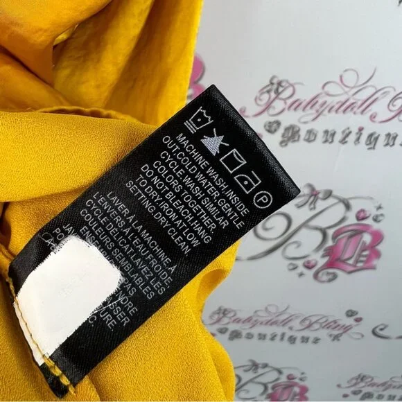 RW&CO. Tank top shiny strappy yellow shimmer Mustard Camisole Top - Picture 12 of 13